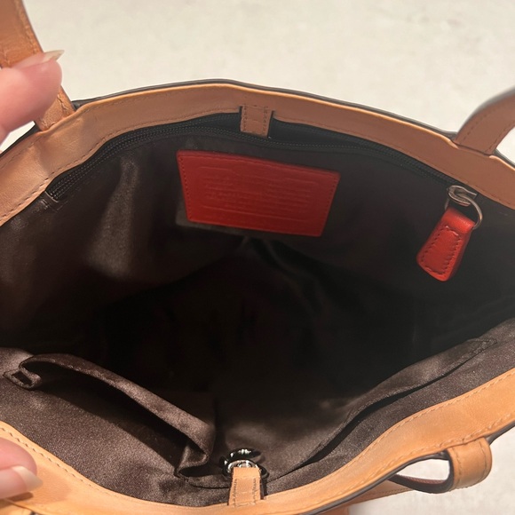 Coach purse - Picture 5 of 6